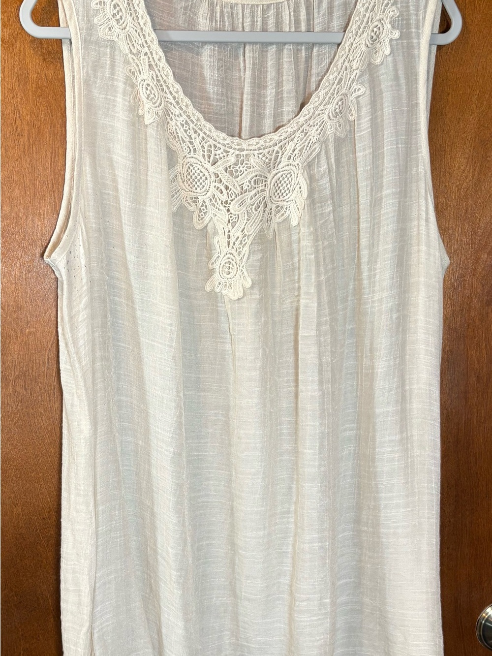 Women's Cream Crochet-Trim Sleeveless Tank Top